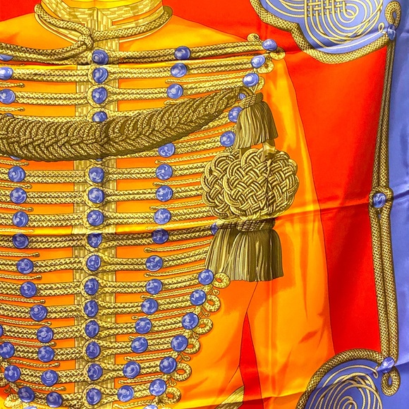 Authentic Hermès 💯 silk scarf Carre90 Orange Brandebourgs - Picture 3 of 4